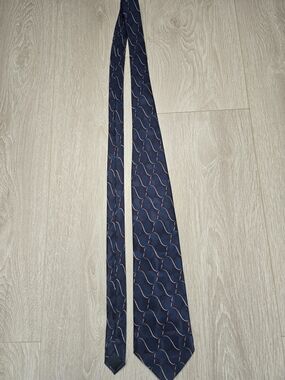 Silk Navy Tie with Curved Stripe Pattern Vintage